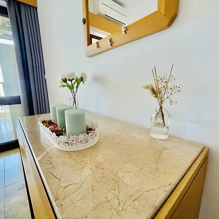 Apartment Gaivota - Beach 300m - Pool - Private Parking *